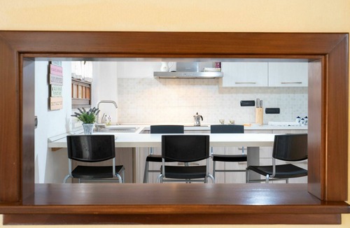 Cisano sul Neva House | Wonderful villa for 6 people with hot tub, WIFI, A/C, TV, patio, pets allowed and panoramic view