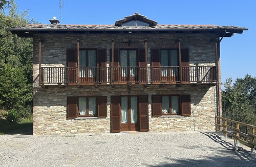 Bagnolo Piemonte House | Wood and stone house surrounded by nature. in the first hill above Bagnolo.