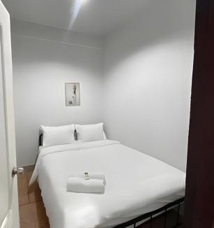 Talat Yot Hostel | Y The Hidden Khaosan Bangkok - เดอะ ฮิดเด้น ตรอกข้าวสาร