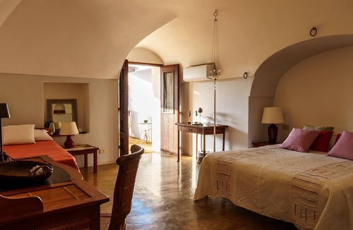 Pantelleria Hotel | Zubebi Resort