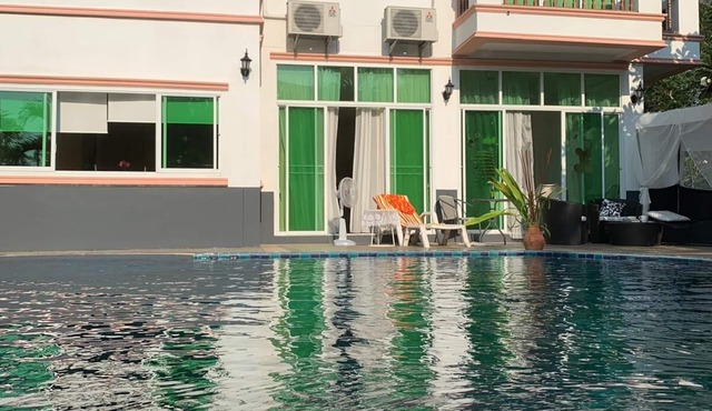Albina Pool Villa 4 bedroom executive