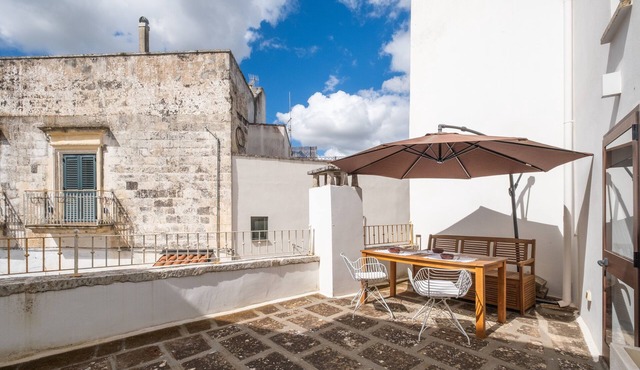 Apartment in 'Dimora S' Hotel with Private Terrace, Wi-Fi, and Air Conditioning
