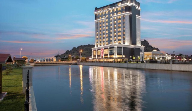 Doubletree By Hilton Afyonkarahisar