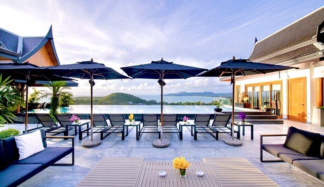Luxury 9 bedroom villa with Ocean view in Surin Hill