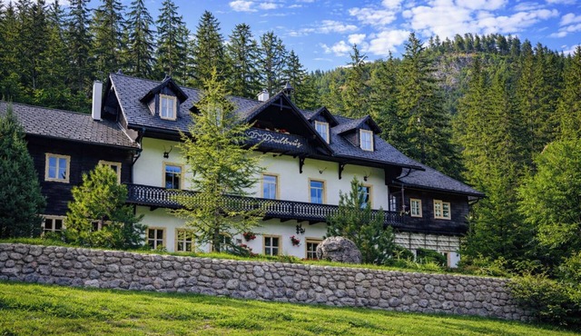 New large premium vacation apartment in the Hinterstoder ski/hiking area with terrace in Hinterstoder