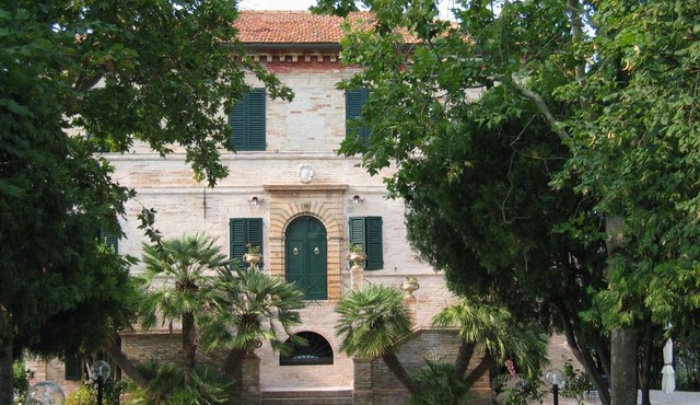 VILLA AUGUSTA
