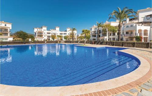 2 Bedroom Gorgeous Apartment In Sucina