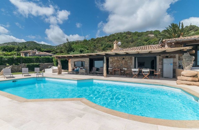 250 m² Villa ∙ 5 bedrooms ∙ 9 guests