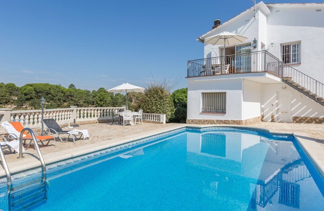 Acogedora Casa De Habitaciones Con Piscina Privada Situada Una Zona Tranquila Vidreres 