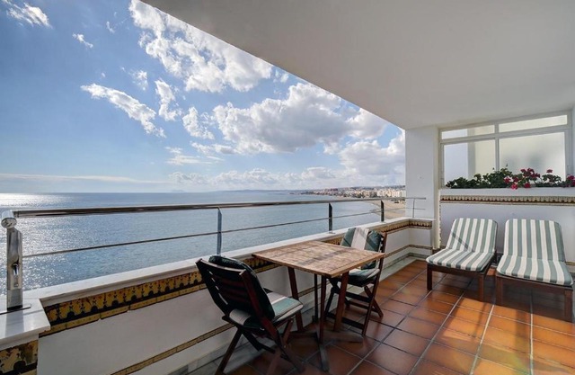 Apartment Boulevard 302