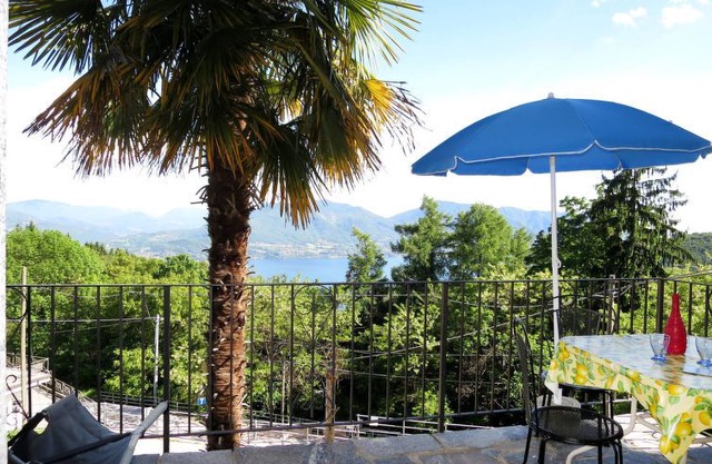 Apartment Glory (CNR305) in Cannero Riviera - 4 persons, 1 bedrooms