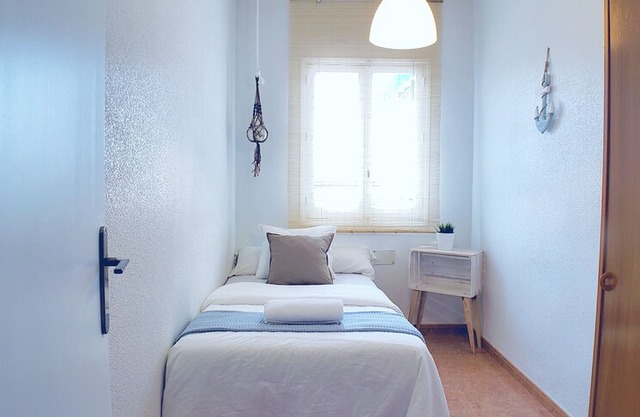 BEACH HOUSE AGUILAS IN PASEO DE LAS DELICIAS