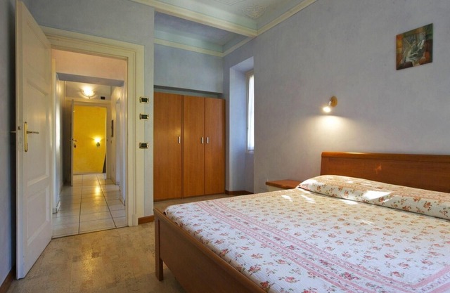 Beautiful apartment in an art nouveau villa with pool and spacious park