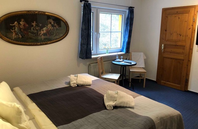 Double Room # 4 - Riverside Inn in Oderberg