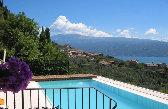 Holiday house Toscolano-Maderno for 1 - 6 persons with 3 bedrooms - Holiday home