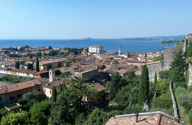 Holiday house for 12 persons approx. 236 m² in Toscolano-Maderno, Lake Garda (West shore of Lake Garda)