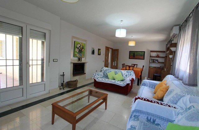Holiday Seseña Nuevo Persons Bedrooms 