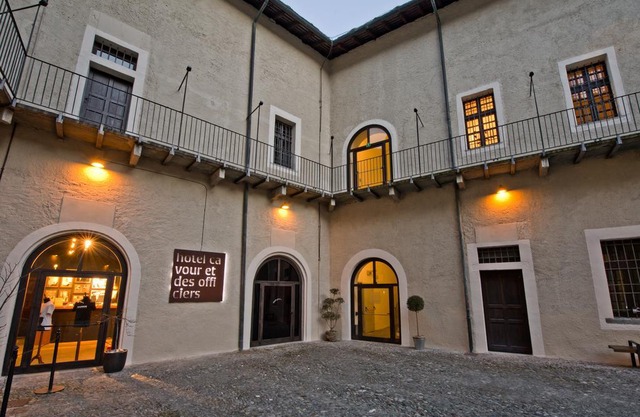 Hotel Cavour Et des Officiers