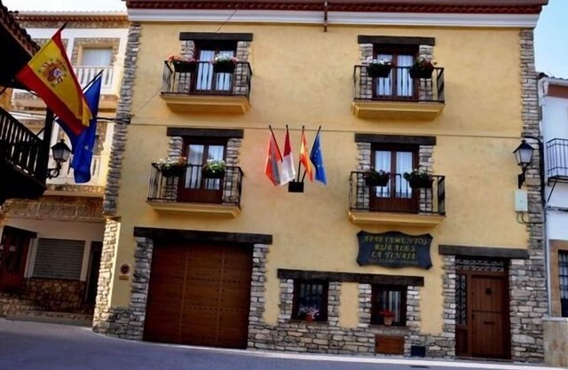 La Tinaja Apartamentos Rurales People 