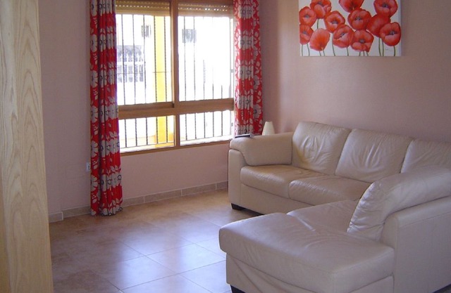 Luxury villa with private pool, close to the beach