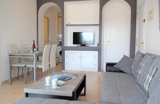 Molino Blanco Apartment 9 - (South Facing nr pool)