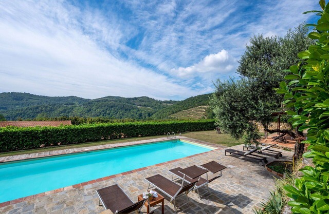 Villa People Patio 
