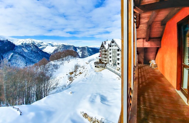 Pumori three-room apartment Borgo Stalle