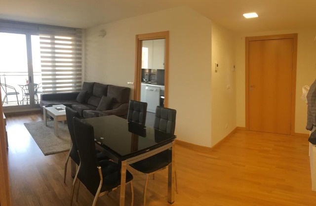 Quiet apartment near the center and the beach