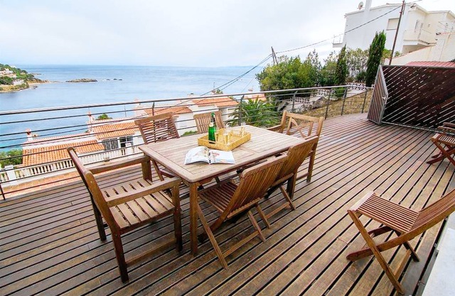 Rodas II - Three Bedroom Apartment, Sleeps 6
