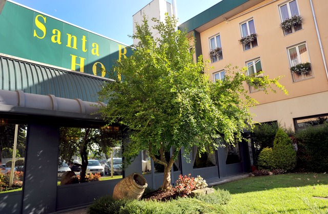 Santa Barbara Hotel