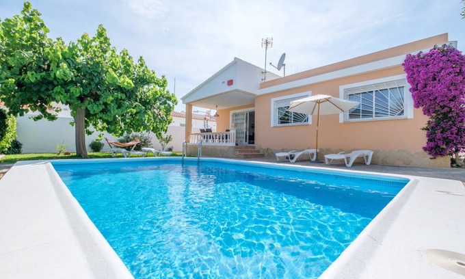 Vinaros House | 100 m² House ∙ 3 bedrooms ∙ 7 guests