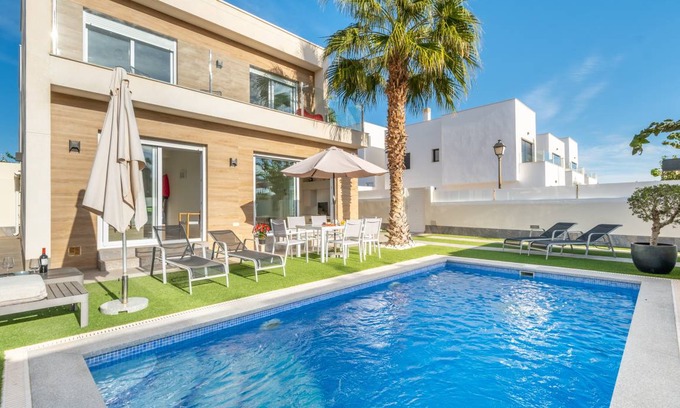 Los Imbernones Villa | 105 m² Villa ∙ 3 bedrooms ∙ 6 guests