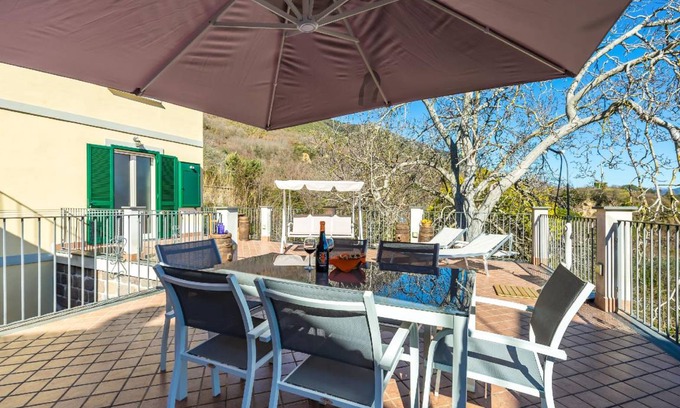 Galluccio Apartment | 110 m² Apartment ∙ 2 bedrooms ∙ 6 guests