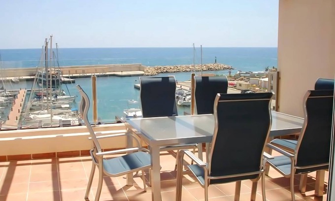 Calafat Apartment | 115 m² Apartment ∙ 3 bedrooms ∙ 8 guests