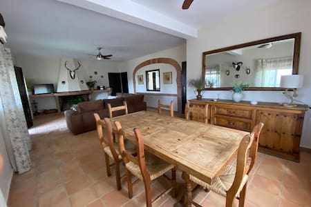 Villaviciosa de Cordoba House | 120 m² House ∙ 4 bedrooms ∙ 9 guests