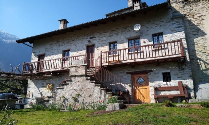 Crevoladossola House | 120 m² House ∙ 2 bedrooms ∙ 6 guests