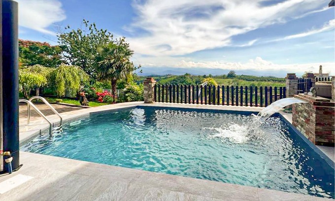 Marsaglia House | 120 m² Maisonette ∙ 3 bedrooms ∙ 6 guests