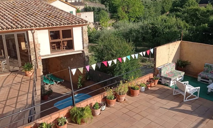 Ullastret House | 125 m² House ∙ 5 bedrooms ∙ 10 guests