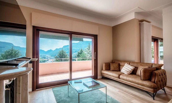 Como Apartment | 130 m² Apartment ∙ 3 bedrooms ∙ 7 guests