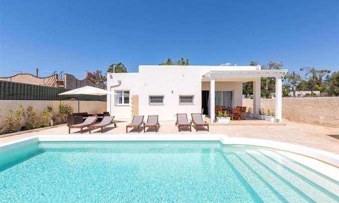 Avetrana Villa | 140 m² Villa ∙ 1 bedroom ∙ 8 guests