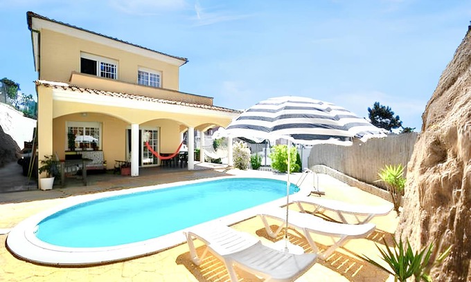 Vidreres Villa | 148 m² Villa ∙ 3 bedrooms ∙ 7 guests