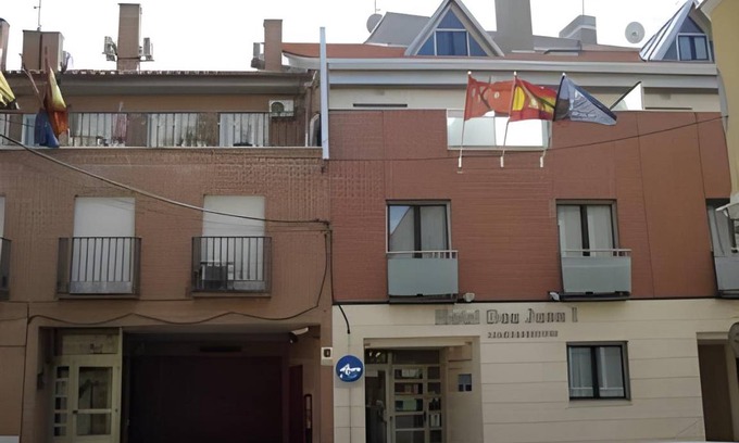 Alcala de Henares Bed & Breakfast | 15 m² Bed and breakfast ∙ 3 guests