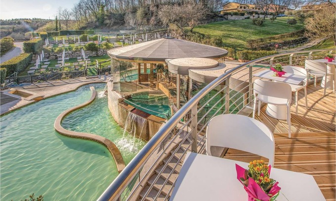 Sorano House | 150 m² House ∙ 3 bedrooms ∙ 8 guests