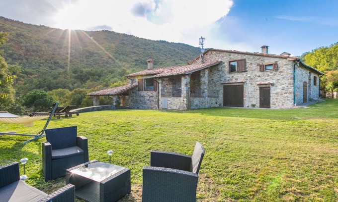 Montieri House | 185 m² House ∙ 1 bedroom ∙ 9 guests