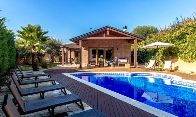 Vidreres Villa | 189 m² Villa ∙ 3 bedrooms ∙ 6 guests