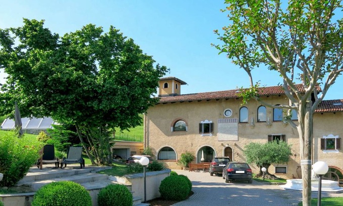 Bastia Mondovi Other | 200 m² Accommodation ∙ 2 bedrooms ∙ 4 guests