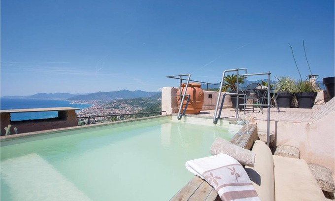 Borgio Verezzi House | 200 m² House ∙ 4 bedrooms ∙ 8 guests