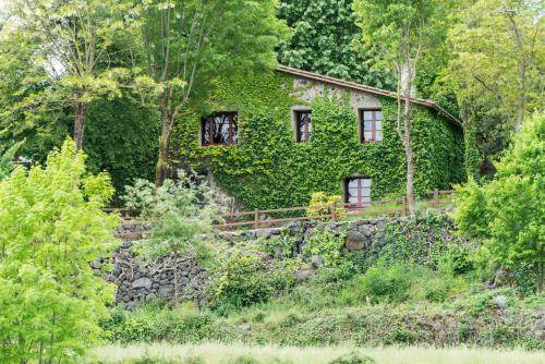 Olot House | 200 m² House ∙ 4 bedrooms ∙ 8 guests