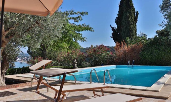 Rocca San Giovanni Villa | 200 m² Villa ∙ 3 bedrooms ∙ 6 guests