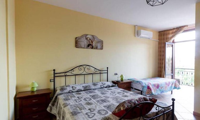 Castelfranci House | 24 m² Farmhouse ∙ 4 guests